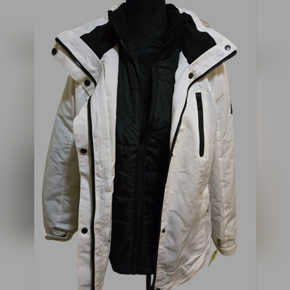 Calvin Klein Chic White and Black Hooded Jacket NWT Size S - Picture 1 of 11